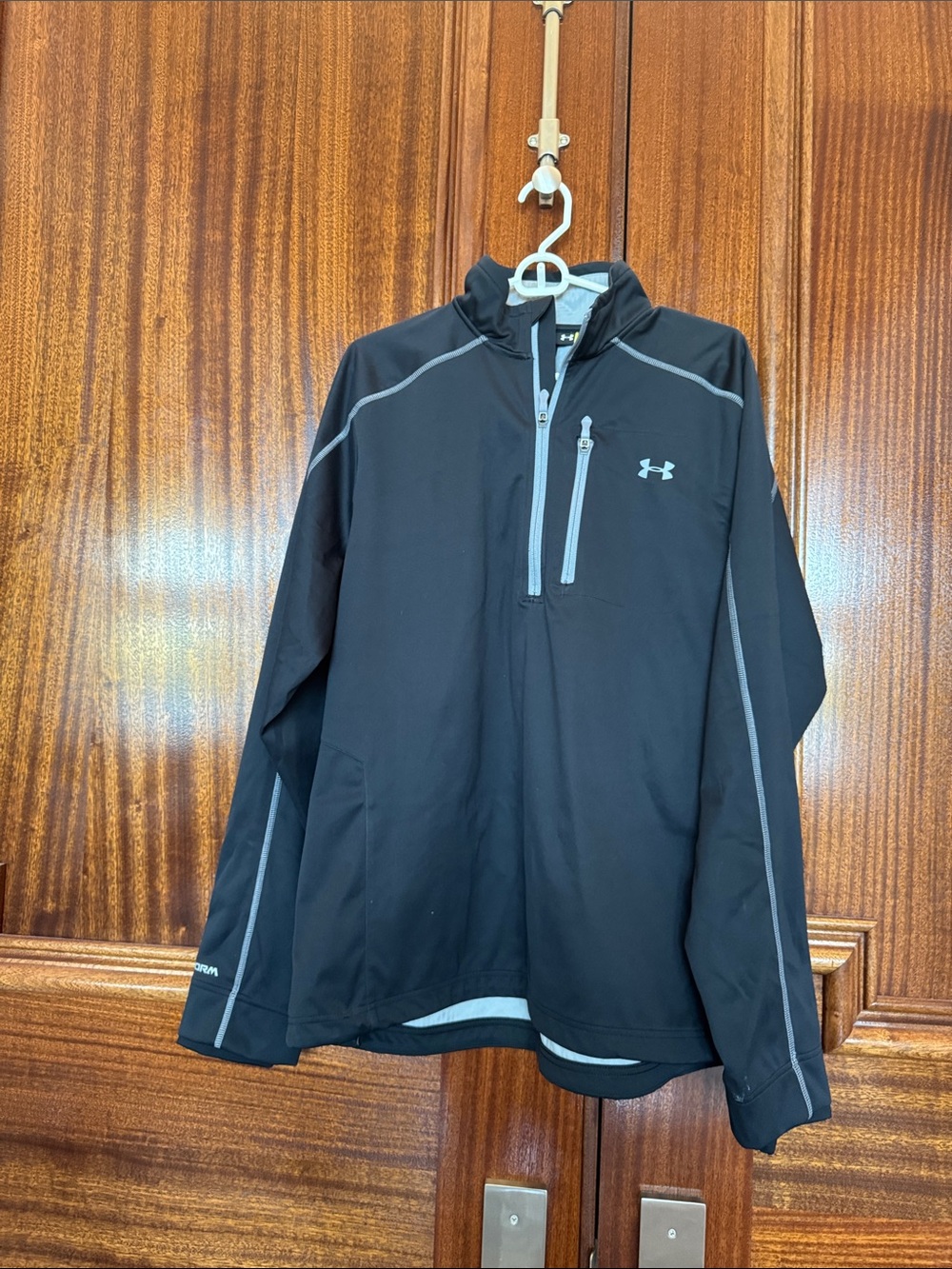 Under Armour Black Pullover with Light Gray Accents